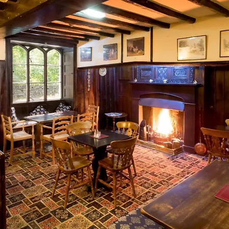 فندق مبيت وإفطار Badger Bar 3*