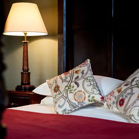 Badger Bar Bed & Breakfast 3*